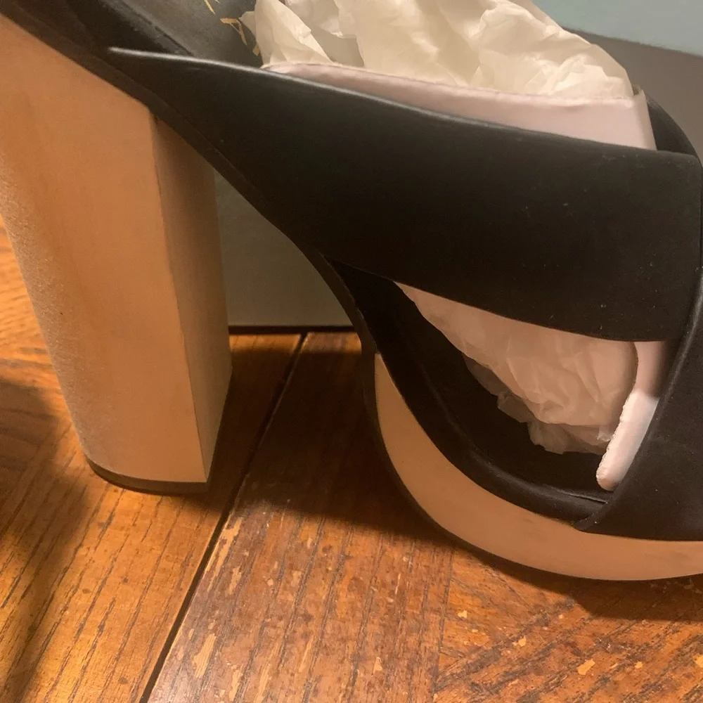 KOOKAI Sz 39 Black Jennifer heels Leather Upper Wooden Platform Heels NWT 🤎 - Picture 10 of 11